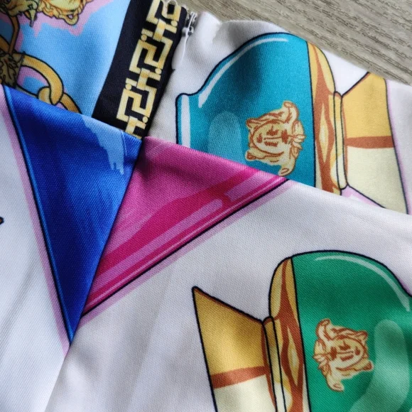 Baroque shorts suit - Picture 4 of 5